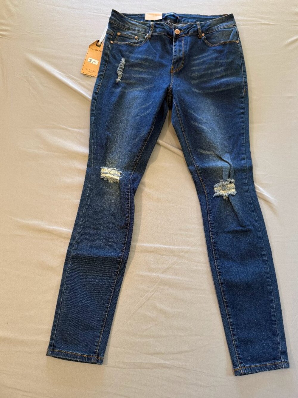Vins Me Women’s Distressed Skinny Ankle Stretch Dark Wash Jeans Size 11 NWT Blue